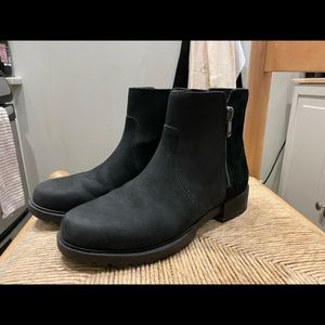 Sorel Waterproof Chelsea Boots Sz 7.5